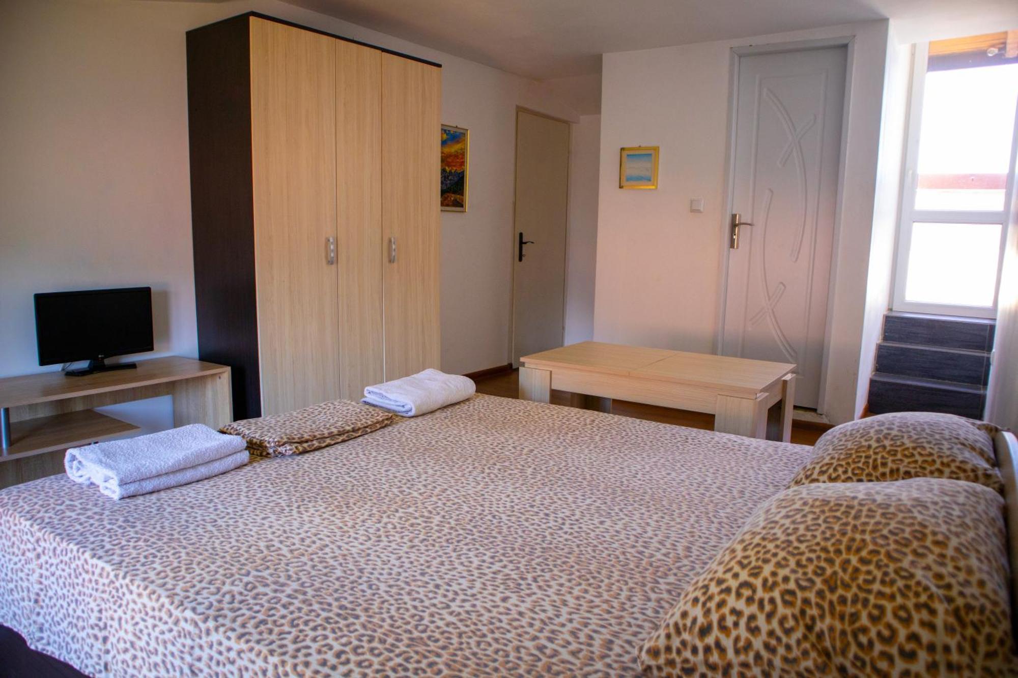 Alpin Guest House Sapareva Banya Esterno foto